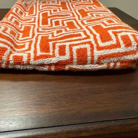 Tory Burch Orange and White T Patterned Cosmetic Bag Clutch NWT - Picture 6 of 9